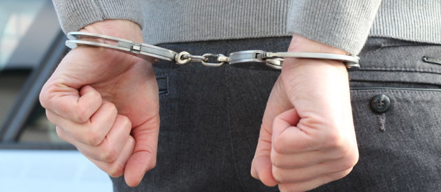 犯罪行為などの『他人に厳しく身内には優しい』が科学的に証明される