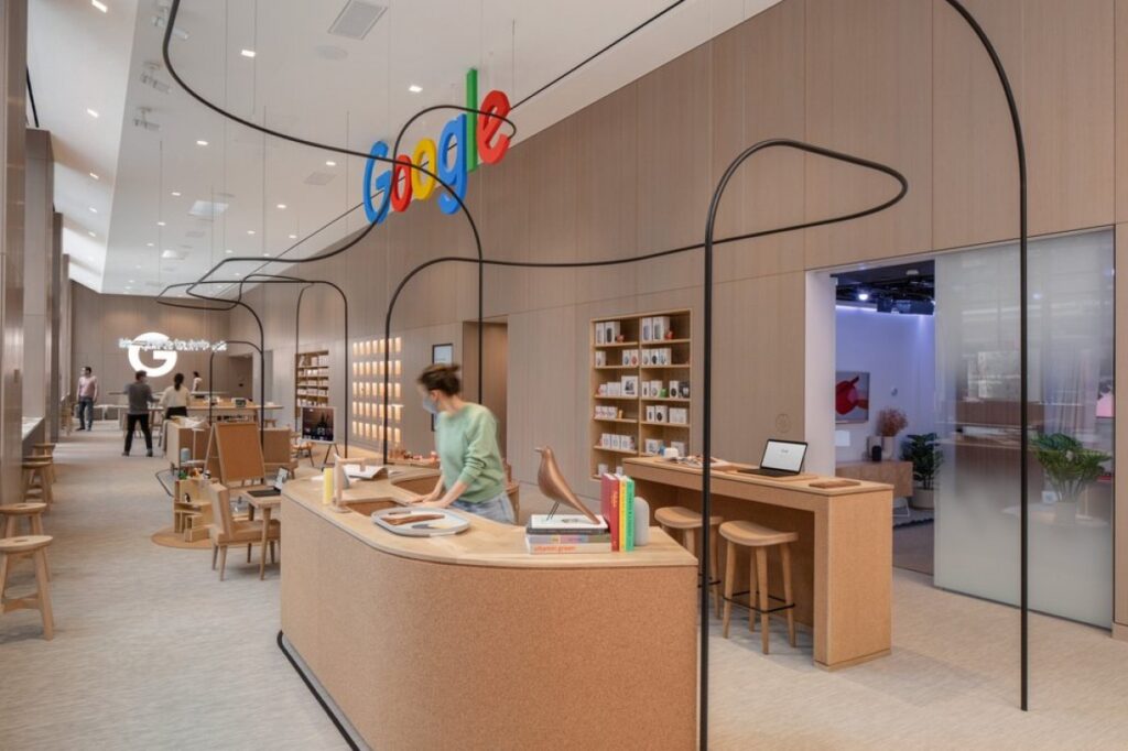 Google opens its first NYC store