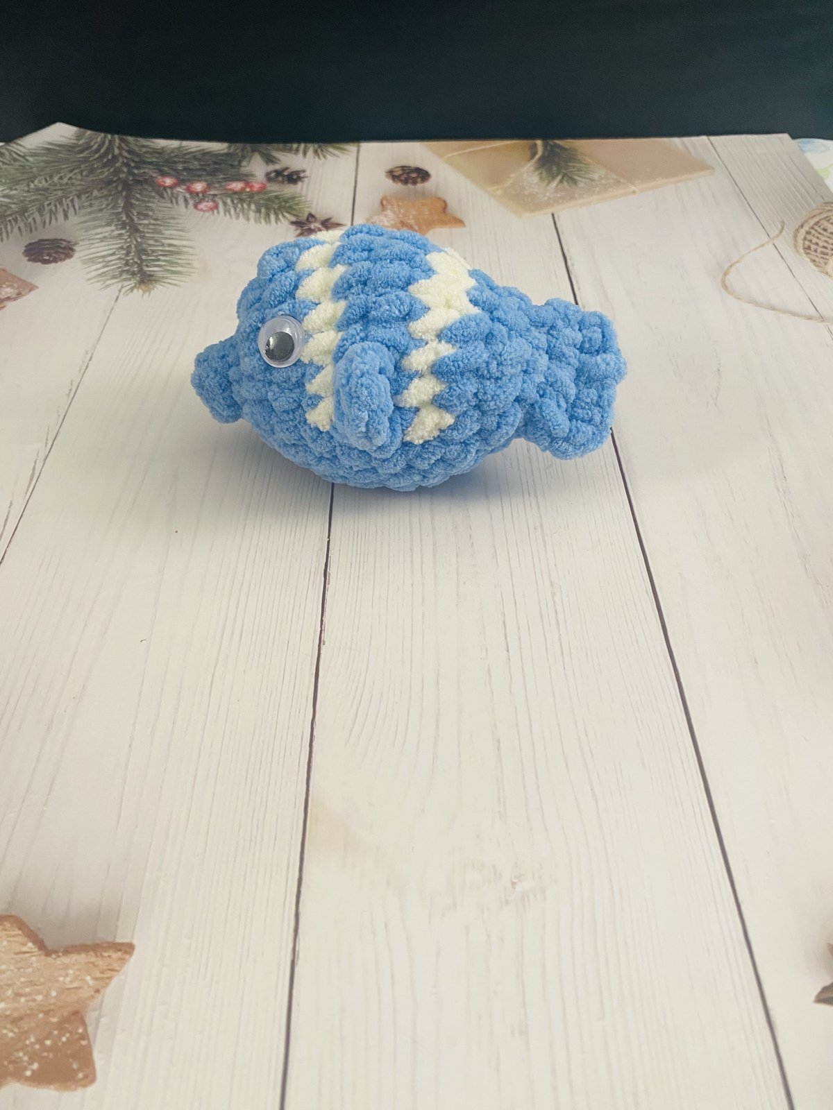 Handmade small fish crochet plush toy