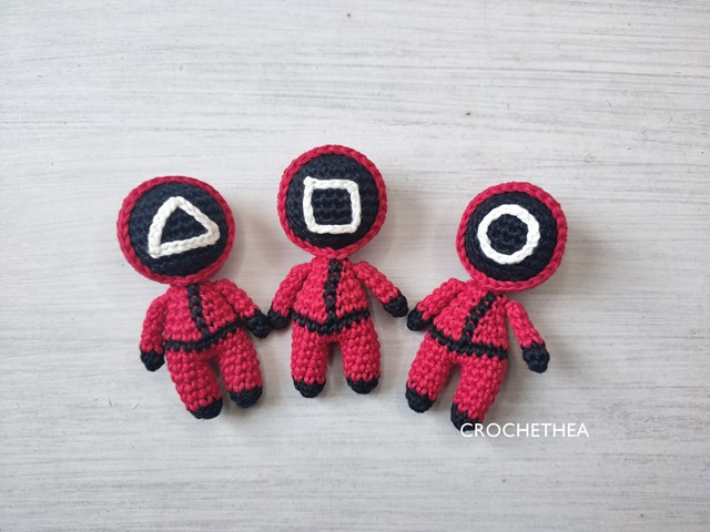 squid game soldiers amigurumi