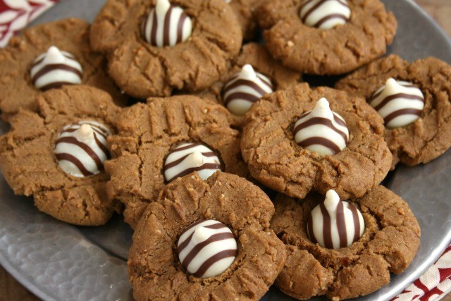 Peanut Butter Molasses Cookies 