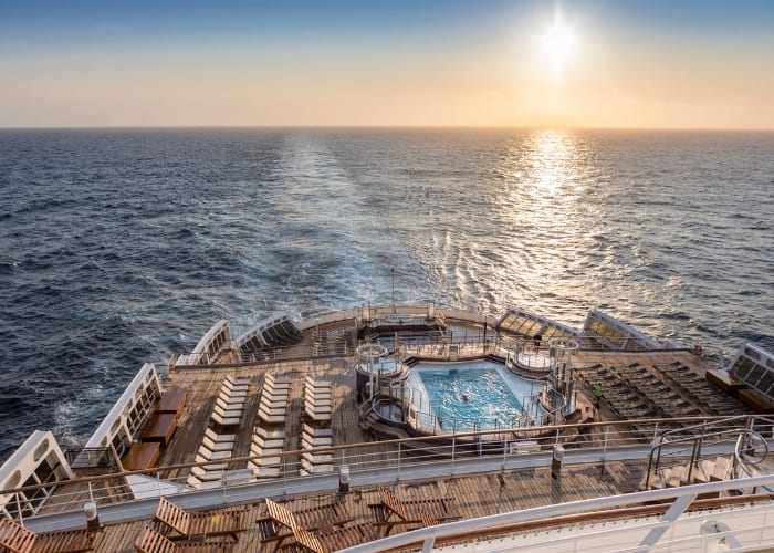 Cunard S 2021 World Voyage On Sale Queen Mary 2 Queen Victoria