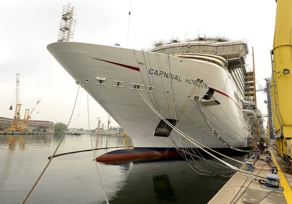 Photos Construction Of Carnival Horizon