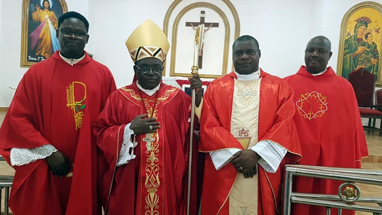 Bishop Matthew Kukah of Sokoto, Nigeria, with priests. (Credit: Vatican Media.)