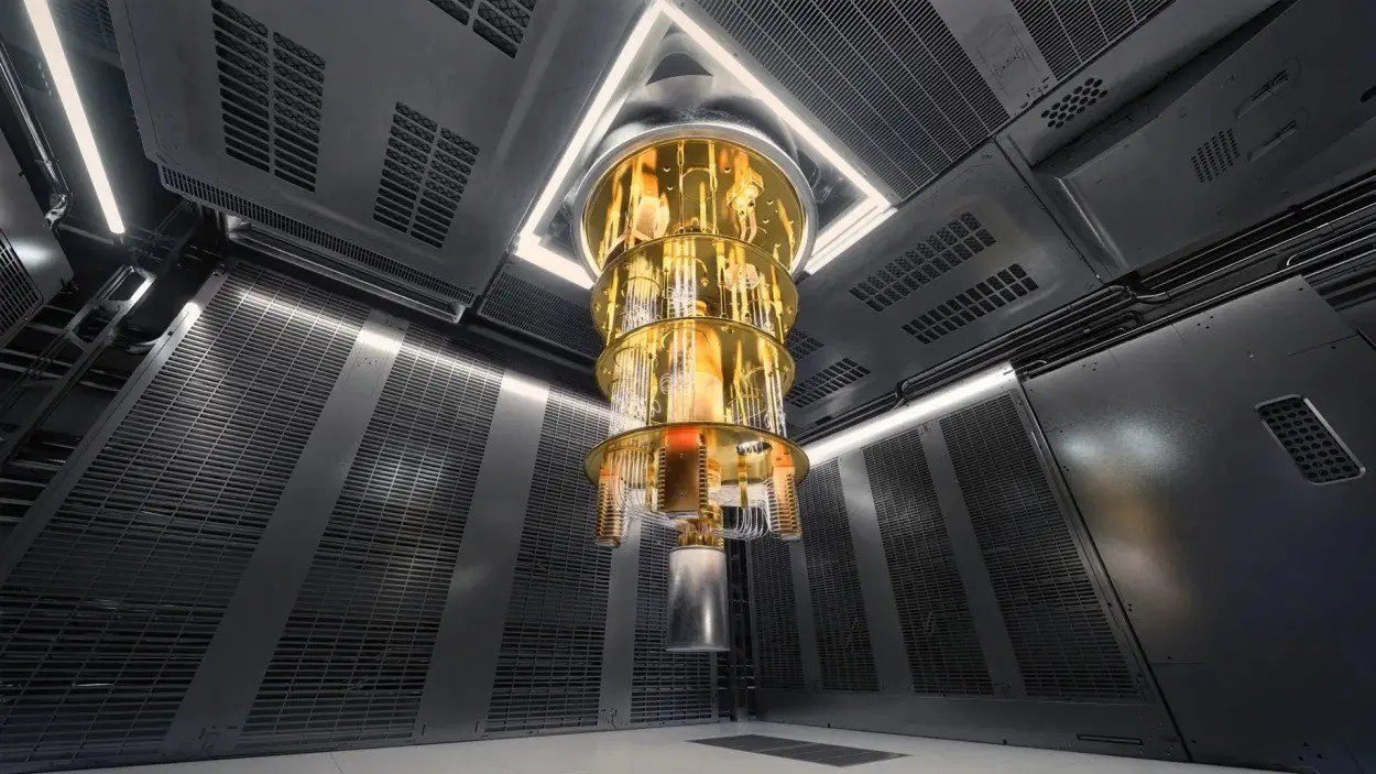 A gold-plated superconducting quantum processor suspended in a dilution refrigerator cooling system