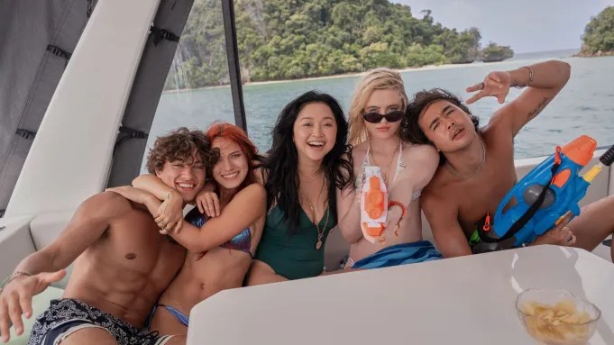キャスリン・ニュートン、ラナ・コンドルらが淡水洞窟のサメに襲われる『The Devil’s Mouth』予告編公開、Prime Videoで配信へ