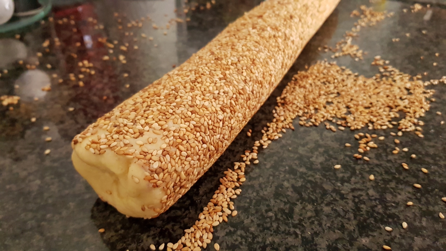 Im Sesam eingerollt...