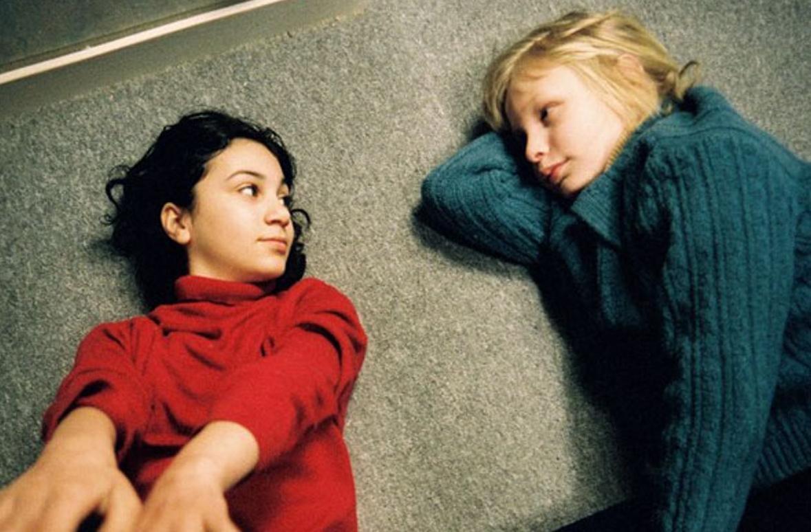Qlo2iov4ebfh3hmte6ai3w52yi - las películas de terror que nadie conoce y que te causarán un trauma