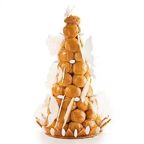 Pièce montée croquembouche en pyramide de choux