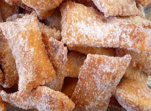Merveilles du Sud-Ouest, beignets de carnaval torsadés au sucre glace