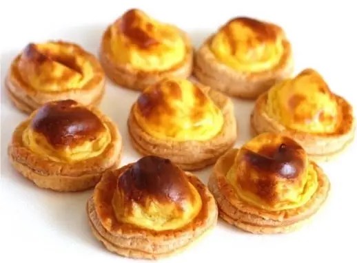 Niflettes de Provins, tartelettes feuilletées à la crème pâtissière