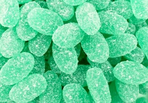 bonbons à la menthe maison roulés dans le sucre cristallisé