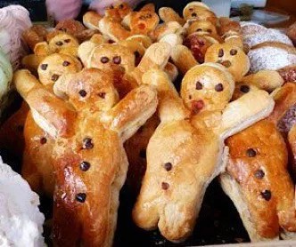 cochelins chartrains, bonshommes de Noël en pâte feuilletée fourrée au chocolat