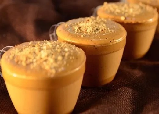 Bave de chameau (baba de camelo), dessert portugais en verrines
