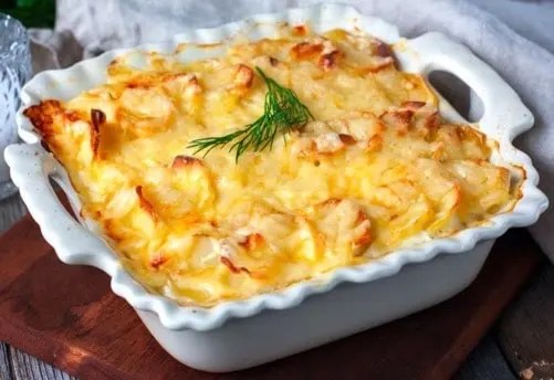Gratin de riz et pommes de terre gratiné au parmesan