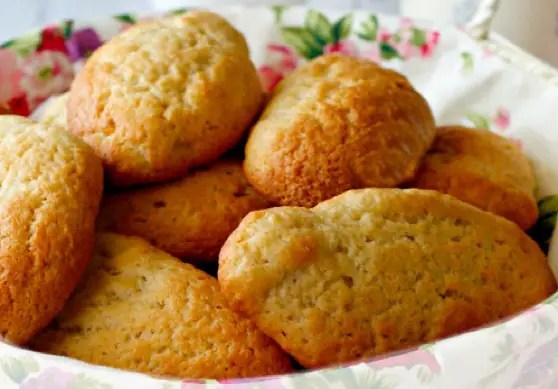 Biscuits grand-mère 10 minutes en bâtonnets, à l'huile et au citron