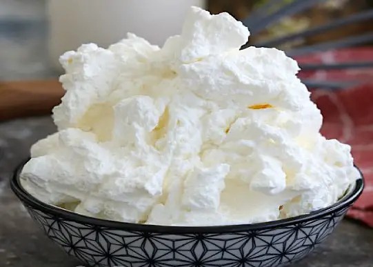 Crème paradis onctueuse au lait concentré en bol