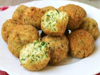 Boulettes de courgettes à la ricotta et au parmesan