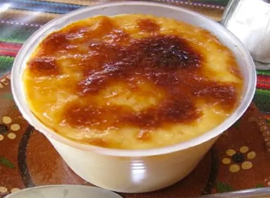 jericalla, flan mexicain à la surface dorée, en ramequin