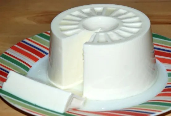 fromage de Burgos maison, fromage frais au lait de brebis