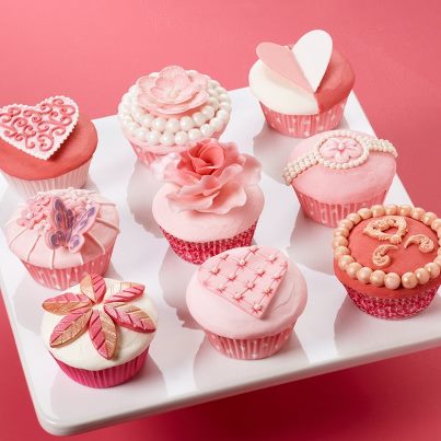 valentinesdaycupcakeplatter