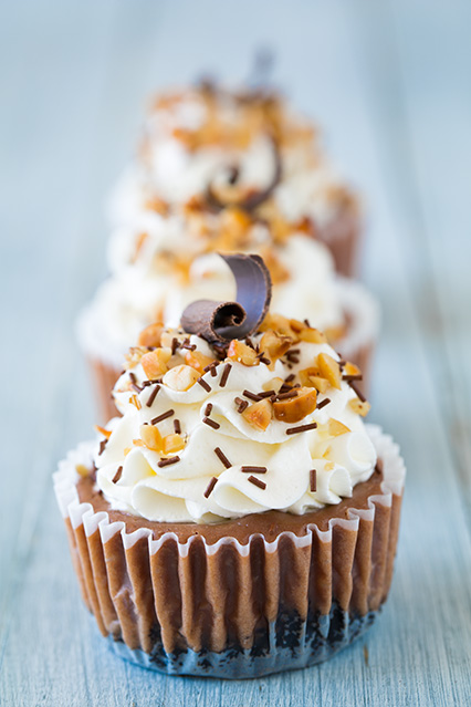 Nutella Cheesecake Cupcakes