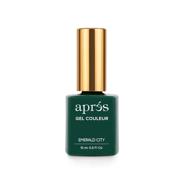 The apres emerald city nail color available on Beyond Polish for A/W 2023 Nail Color Trends on Curating Edits