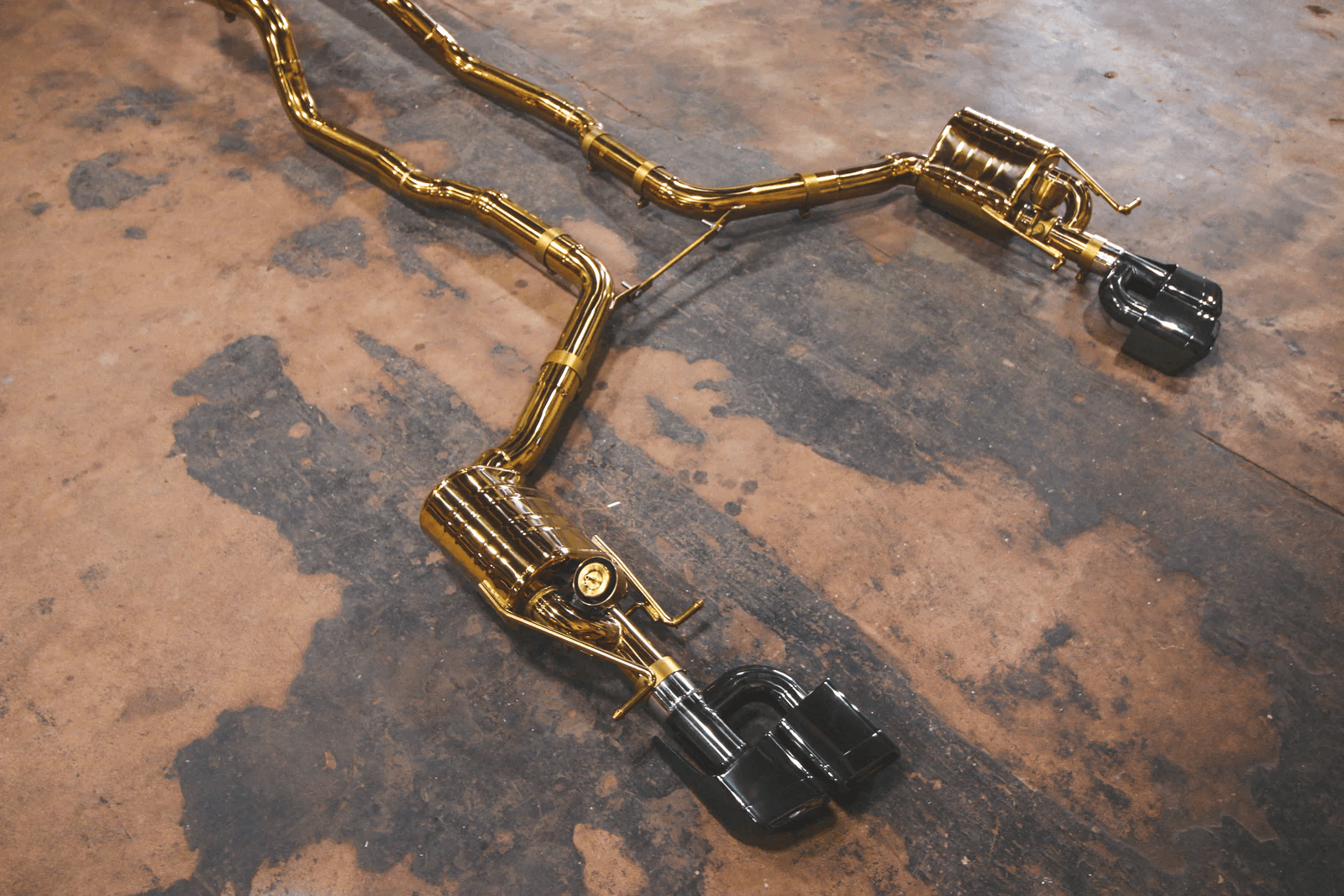 Valvetronic Designs Mercedes E63 AMG Valved Exhaust System (W212)