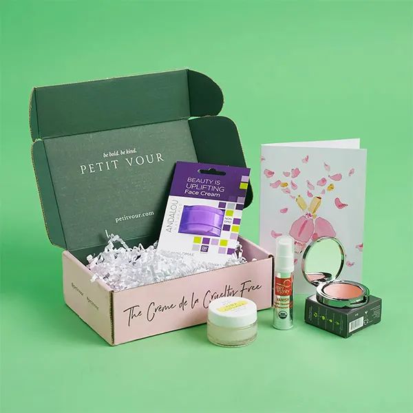Buy Subscription Boxes Packaging Subscription Boxes Online - Premium Minimal Picture Gallery - Mobile