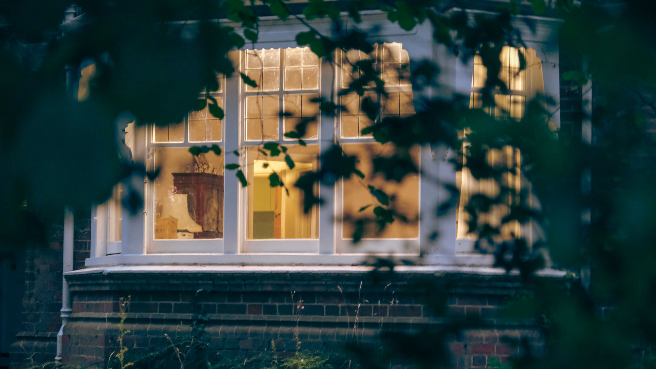 BESPOKE WINDOWS