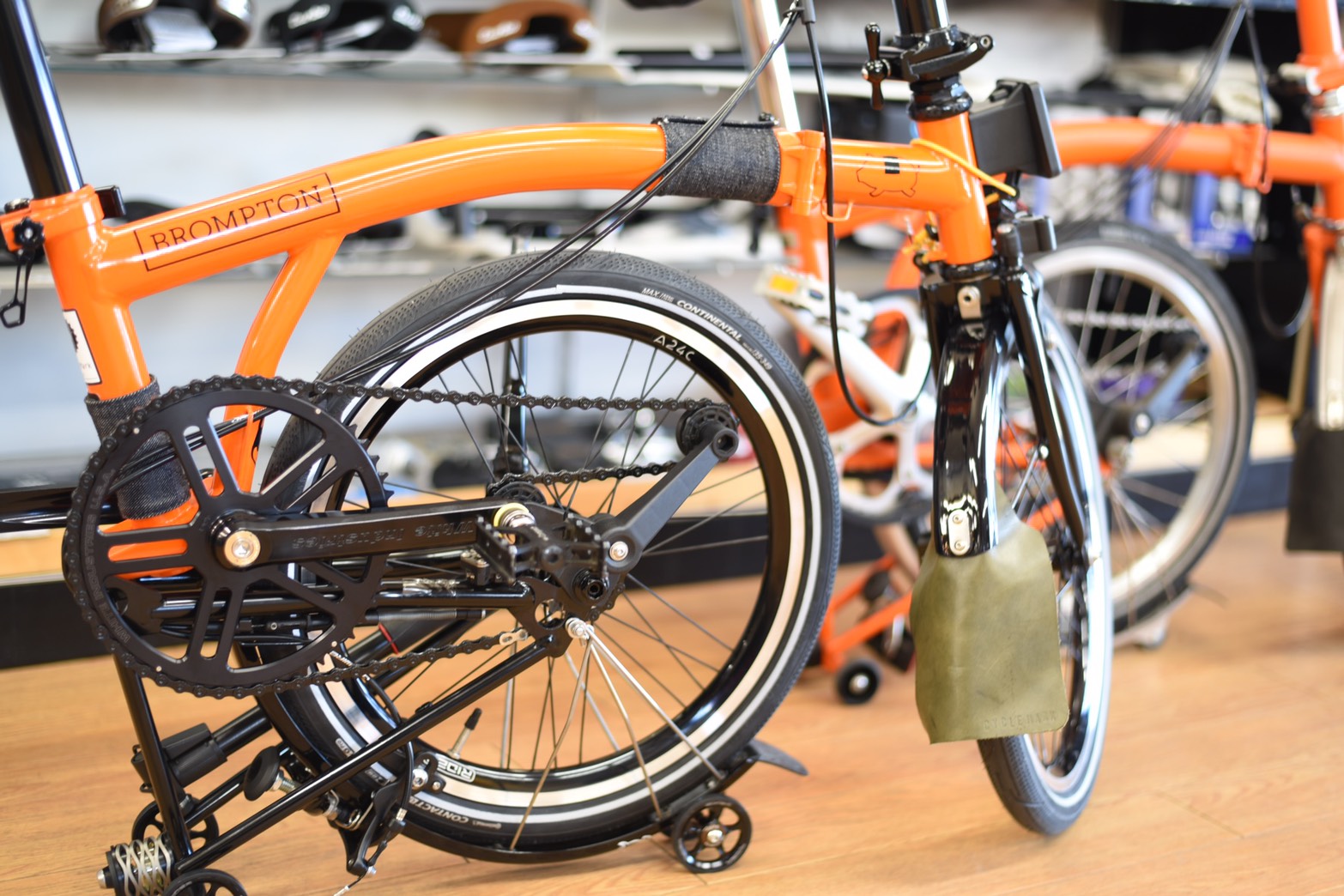 brompton カスタム用　自転車　クランクセット　鏡面仕上げ　希少 Amazon | Brompton クランクセット - スパイダータイプ