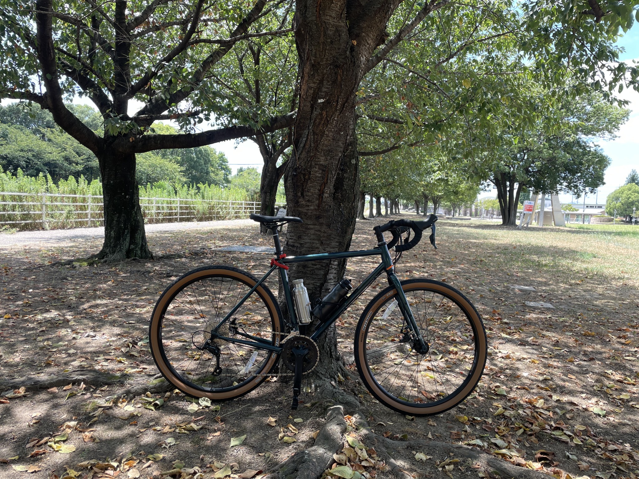 グラベルロードで旅 -KONA ROVE ST納品- | cyclemark サイクルマーク