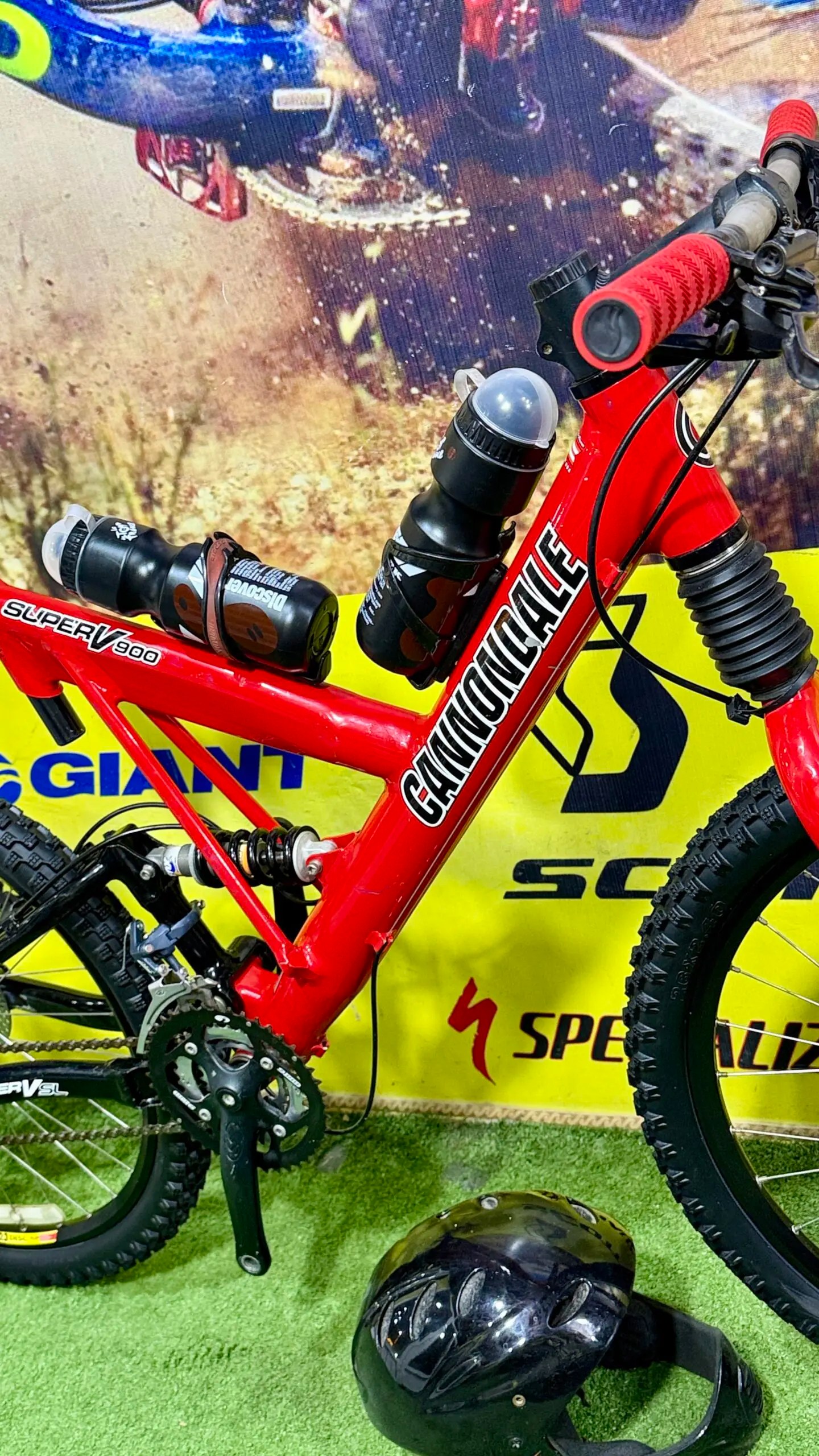 CANNONDALE SUPER V900