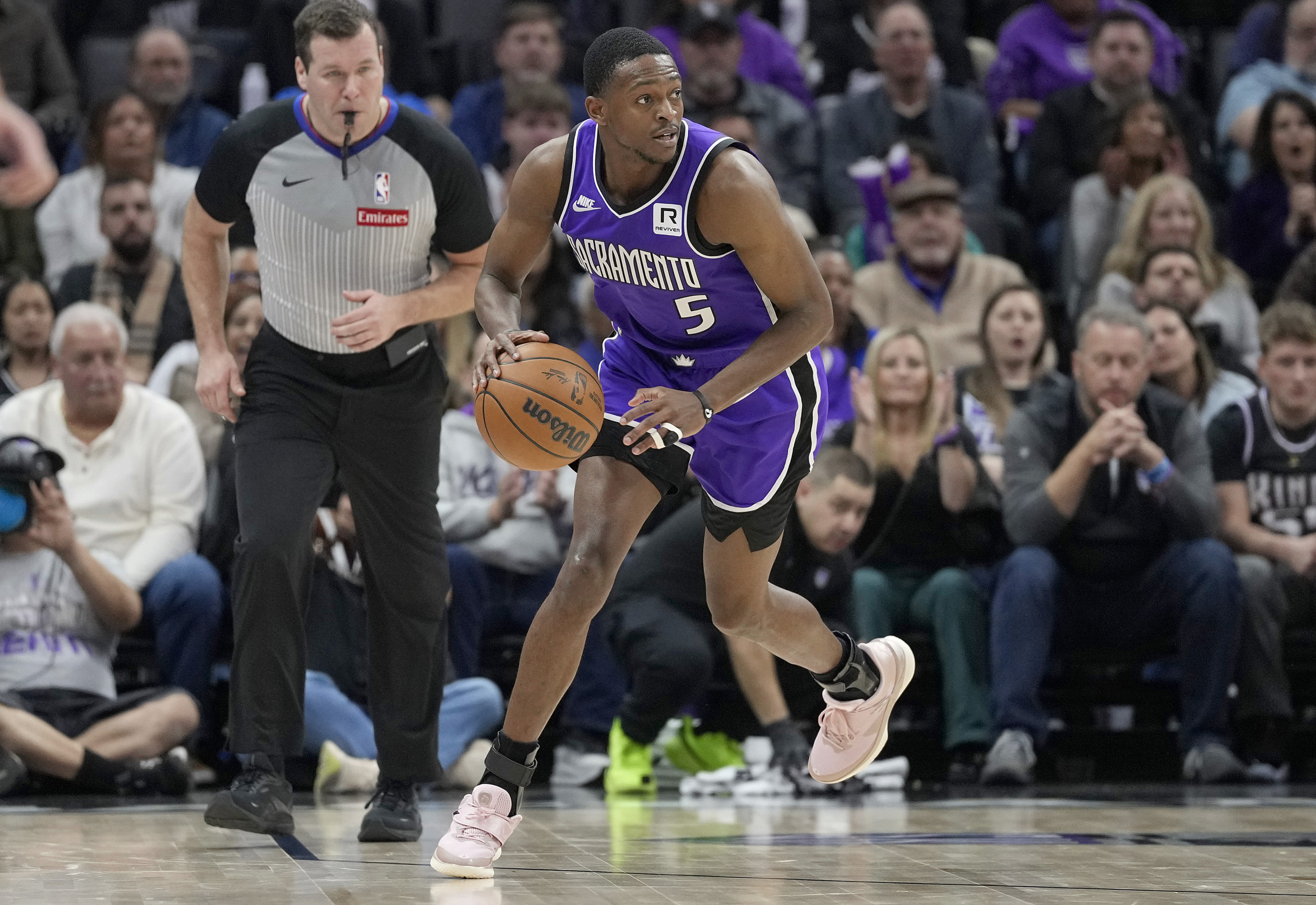 Kings Open To Trading Superstar De Aaron Fox In Shocking Report Newsweek Deaaron Fox 