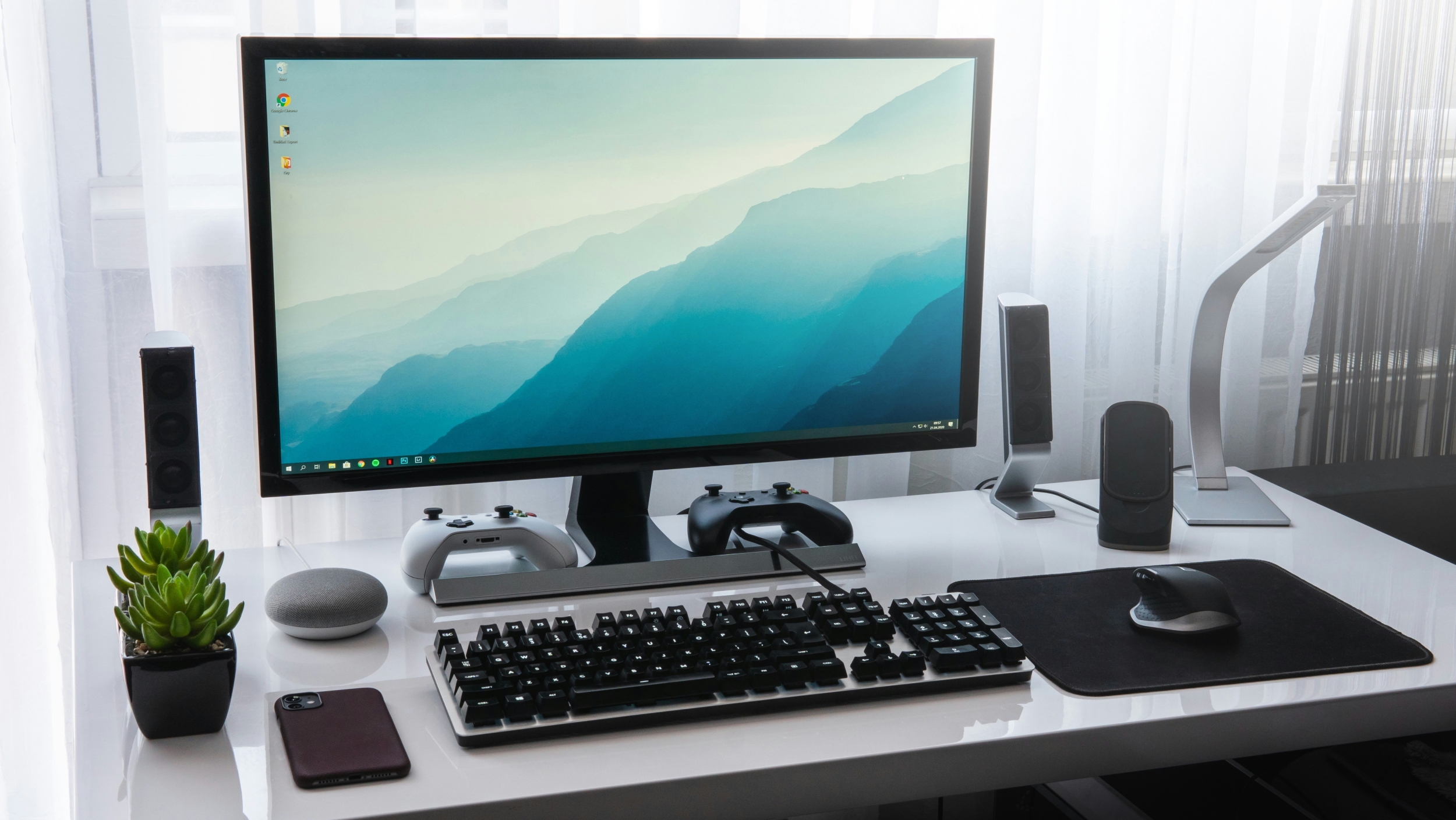 Best All In One Computers In 2026 Top AIO PCs For Work Gaming And Minimal Computer Setup 