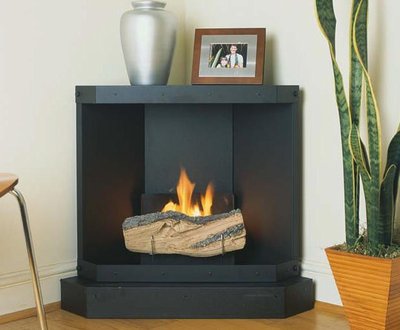 The Welsh Slate Fireplace Hearth Compliments The Split Faced Tiled Stove Backing And Clearview Solution 400 Wood Sto Fireplace Slate Fireplace Fireplace Hearth