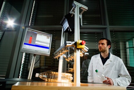 Revolutionizing Food Quality with AI-Powered Hyperspectral Cameras | OASYS Project (2026)