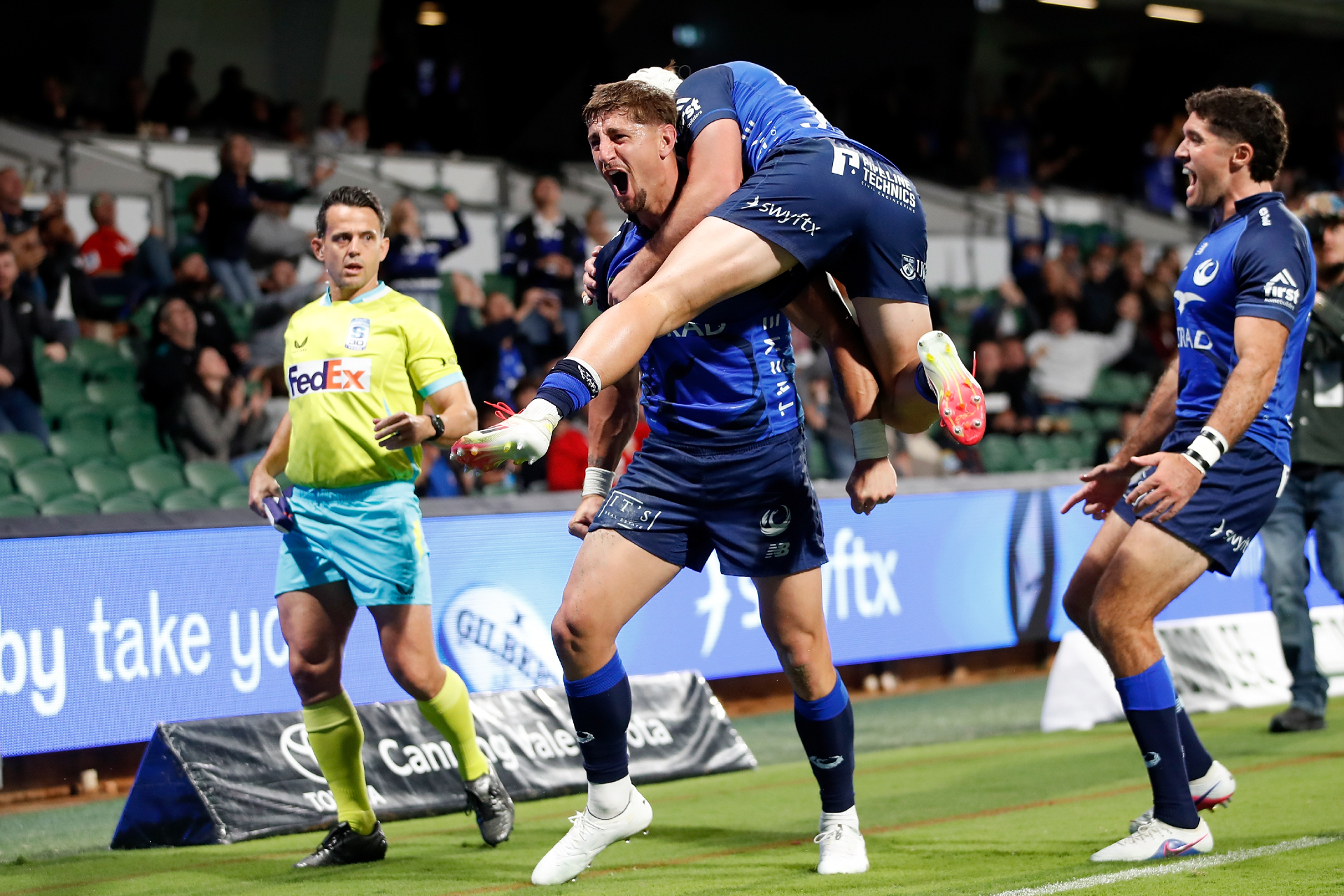 Wallabies' Zac Lomax's Departure: Coach Les Kiss on Competition & World Cup Plans (2026)