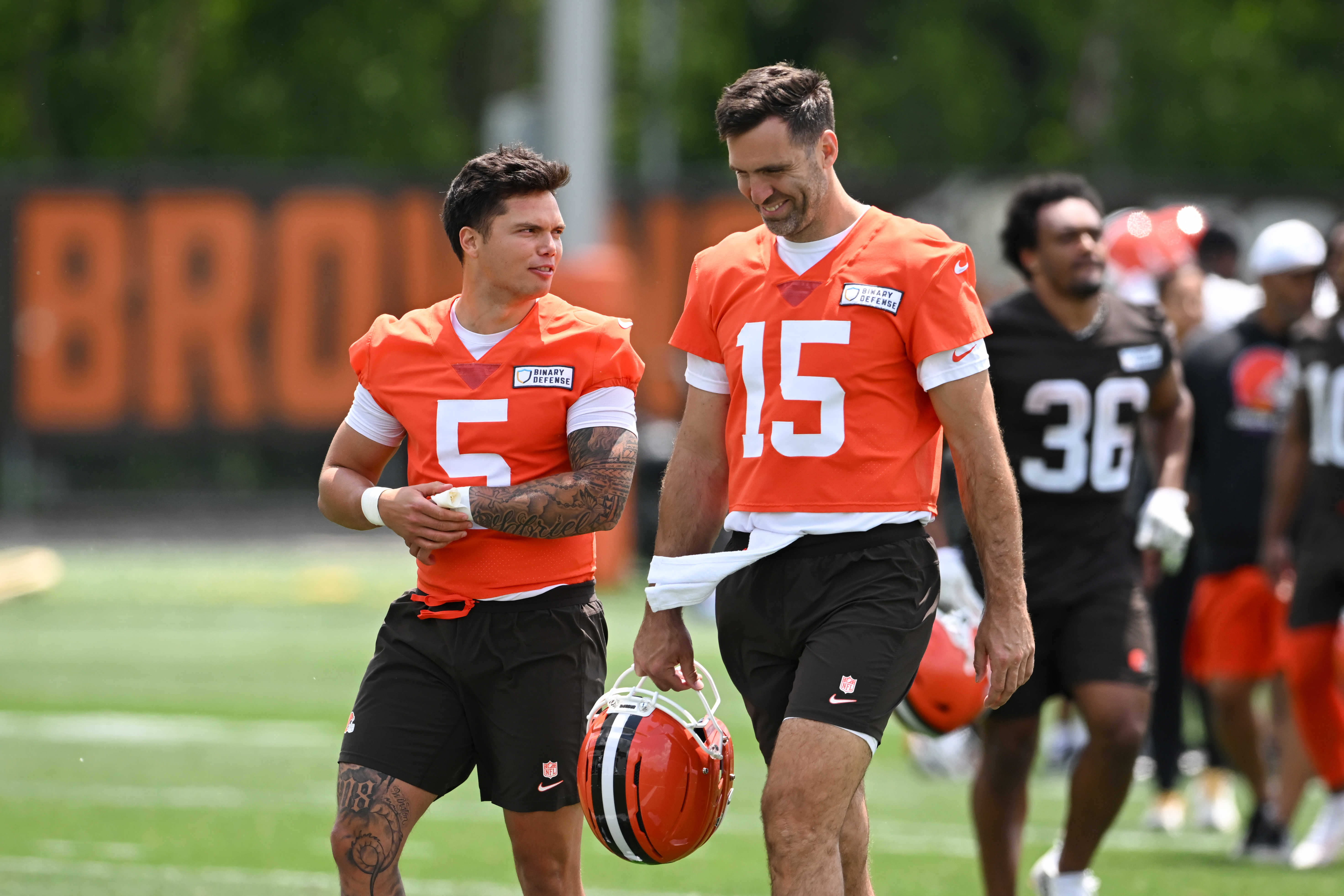 Browns' Dillon Gabriel is approaching replacing Joe Flacco like a fire station. Yes, a fire station