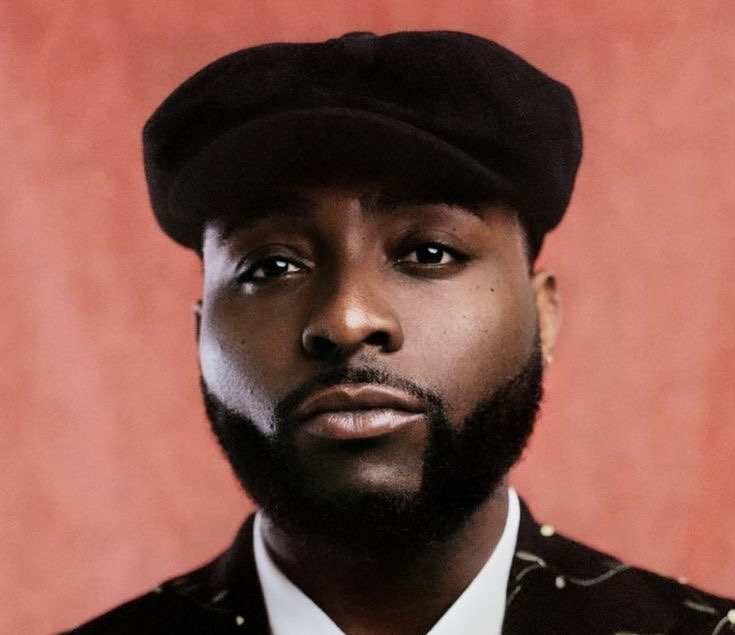 Davido speaking to fans in London during his announcement of a 2027 London Stadium show.