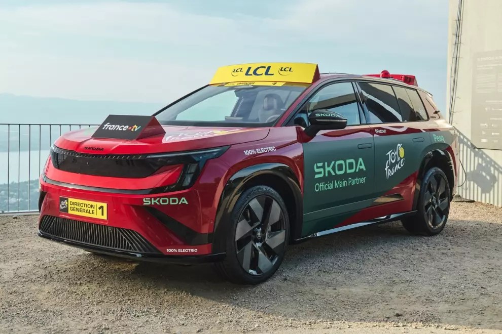 Škoda Epiq and Peaq: Electric SUVs for Cyclists | Tour de France Test Drive (2026)