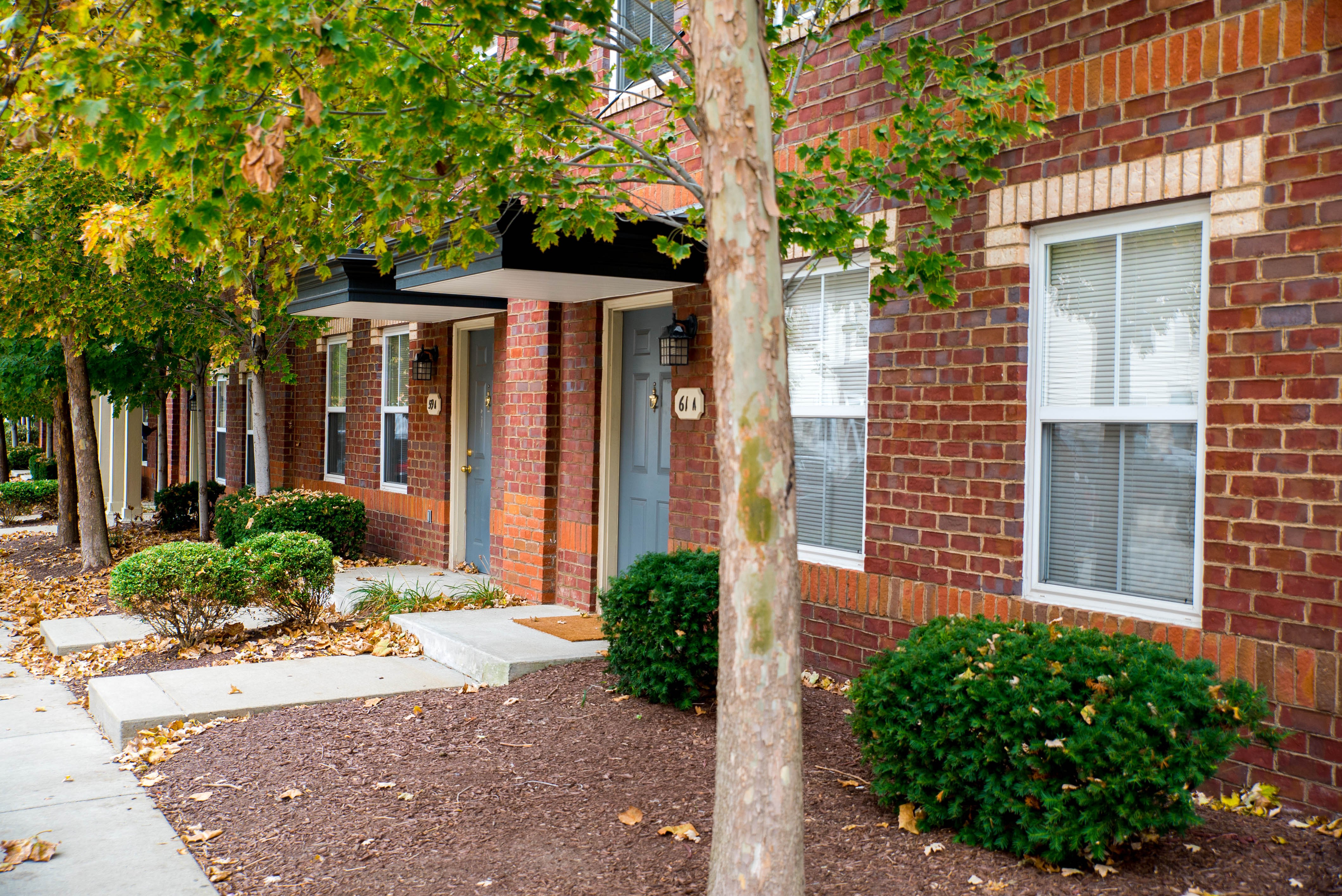 See apartments for rent at carson street commons located at 2529 e carson st. Carson Street Commons, Pittsburgh - (see pics & AVAIL)