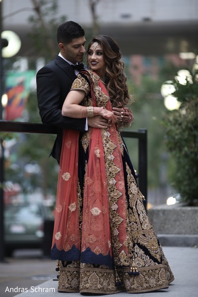 Indian Couple Outdoor Wedding Photography Photo 146909