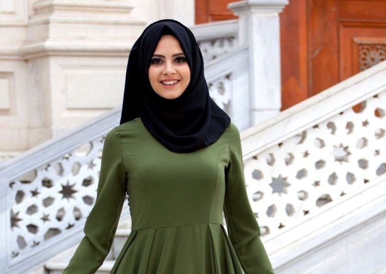 Konsep 66+ warna jilbab salem. 7 Warna Hijab Yang Bisa Jadi Pilihan Saat Pakai Baju Hijau Gelap Womantalk