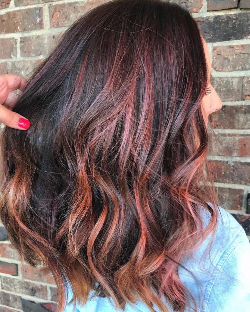 Jika kamu sering memainkan media sosial instagram, kamu pasti sudah tidak asing lagi dengan highlight di instagram. 6 Warna Highlight Rambut Hitam Yang Cocok Untuk Warna