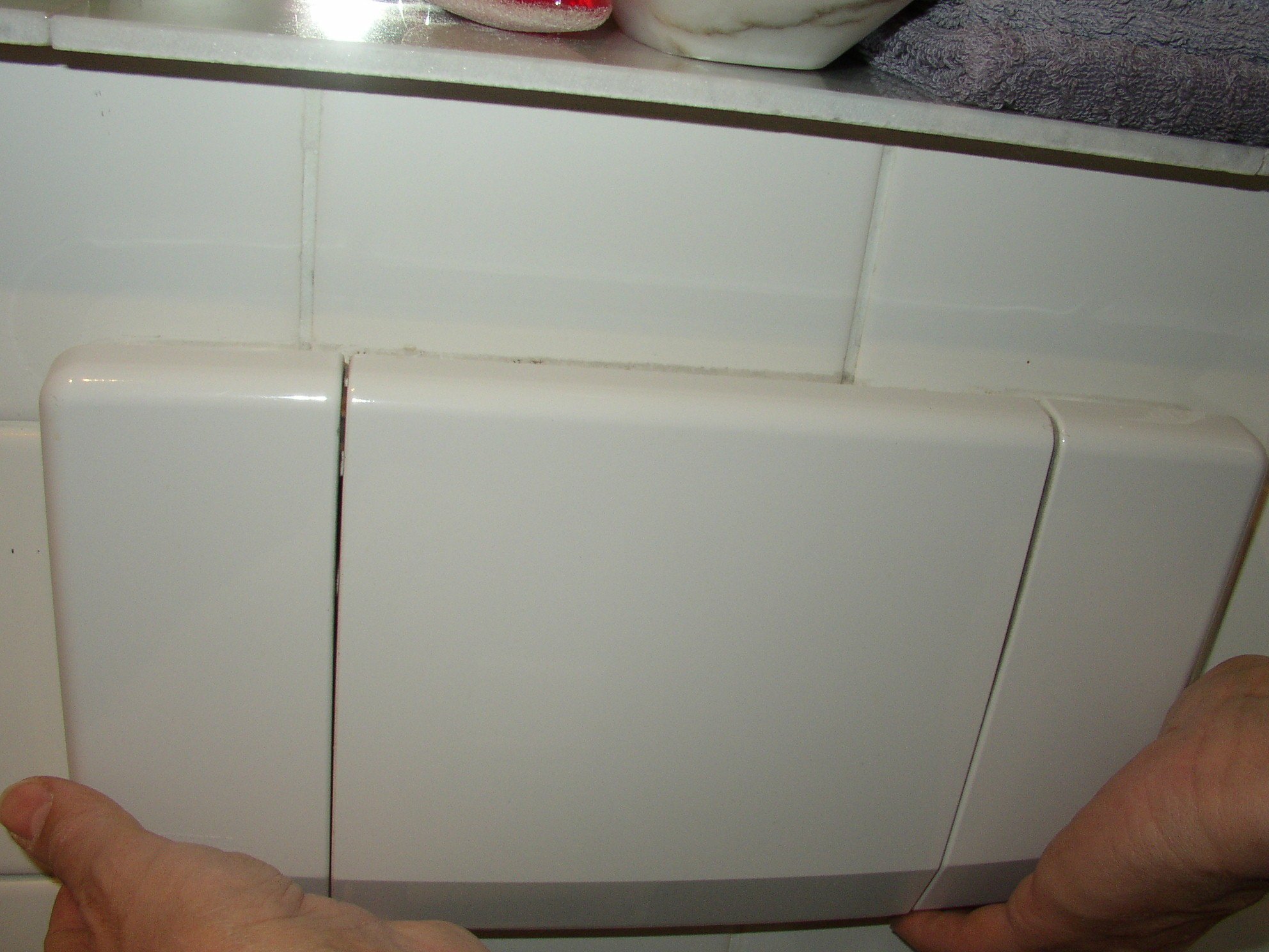 Kann man einen eimer mit wasser und spülmittel oben durch die heizung schütten, natürlich mit einem auffangbecken unten drunter. Geberit ToilettenspÃ¼lung Austausch der Dichtung - iFixit