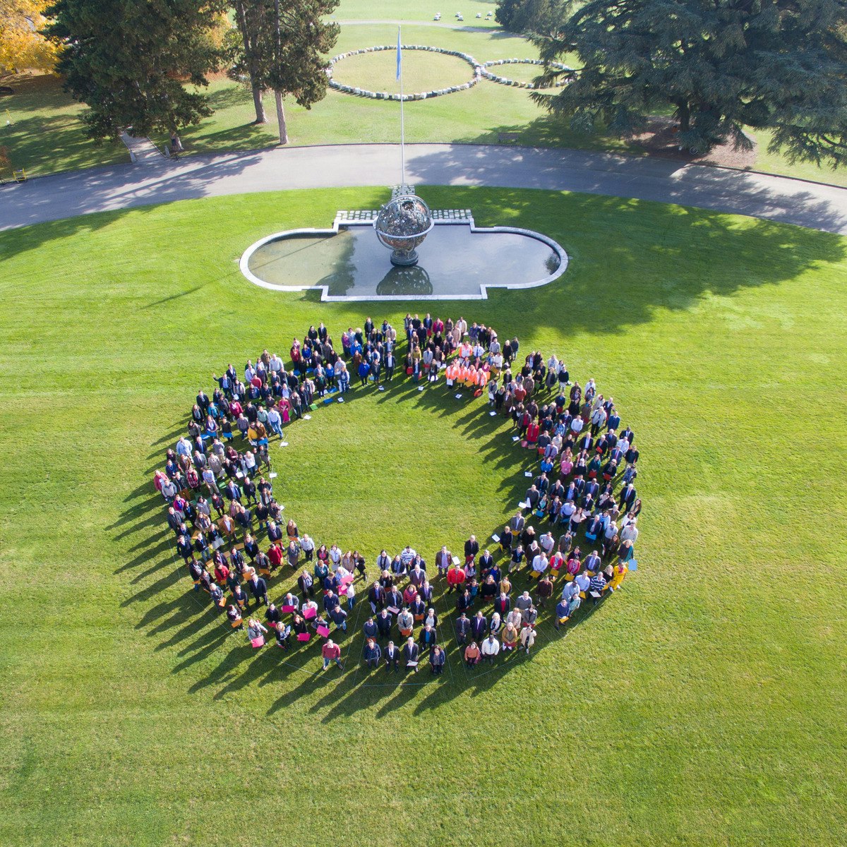 Achieving Sustainable Development Online Course Futurelearn - Abstract Illustration Collection - 8K Quality