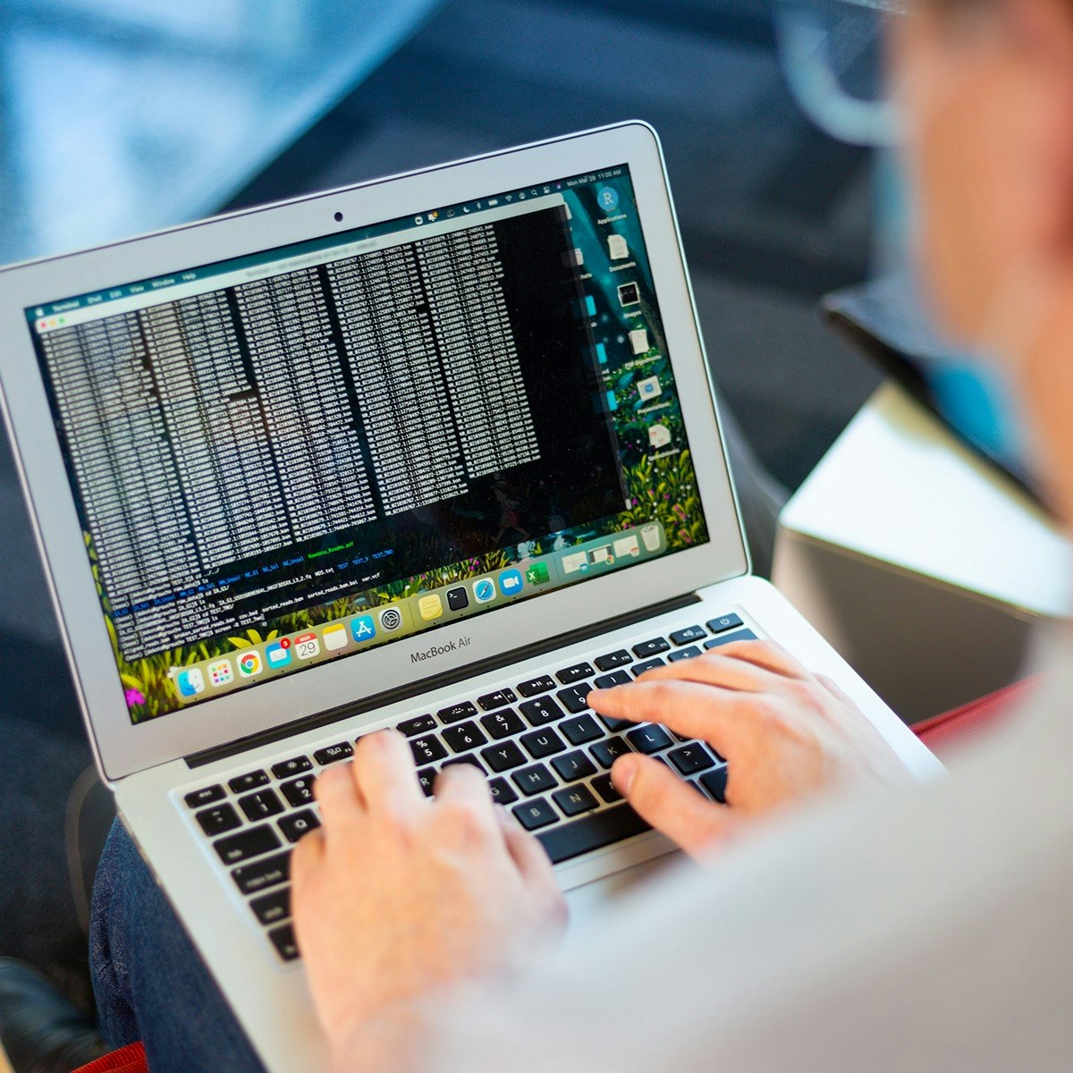 Image For Technical High School Computer Network Course Stable - Download Amazing Light Background | Ultra HD