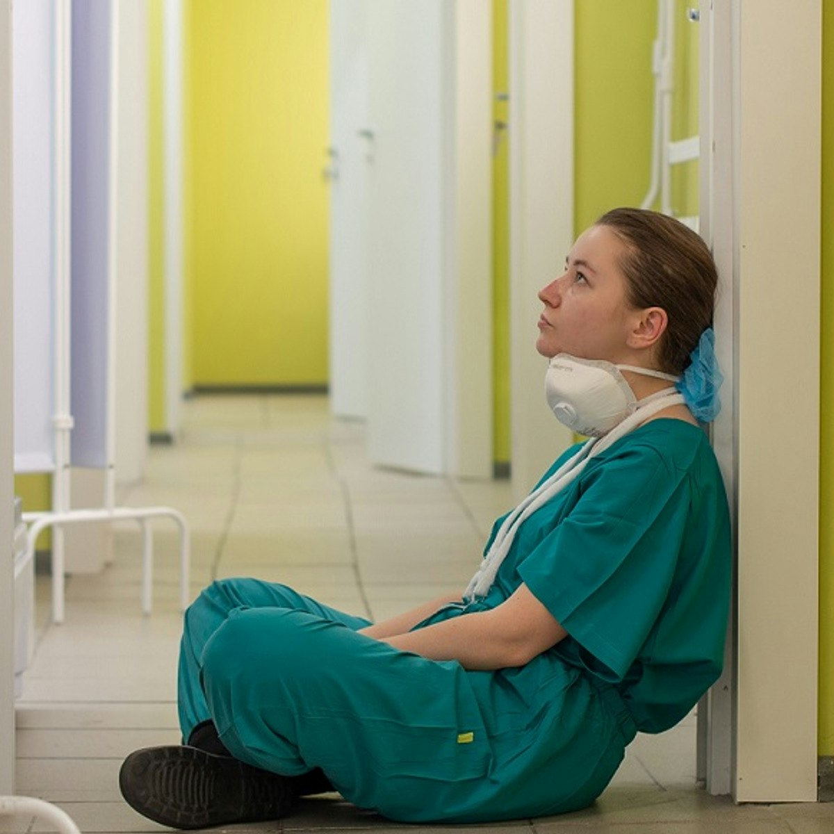 Courses Resilient - Artistic Mobile Light Textures | Free Download