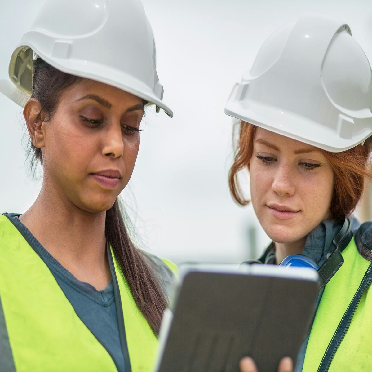 Value Added Course Insight Into Chemical Engineering - Mountain Pattern Collection - Retina Quality